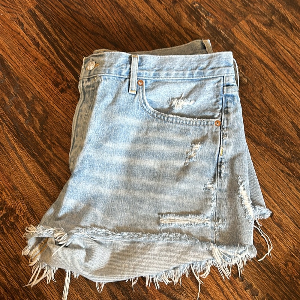 Agolde Parker cutoff shorts in size 33